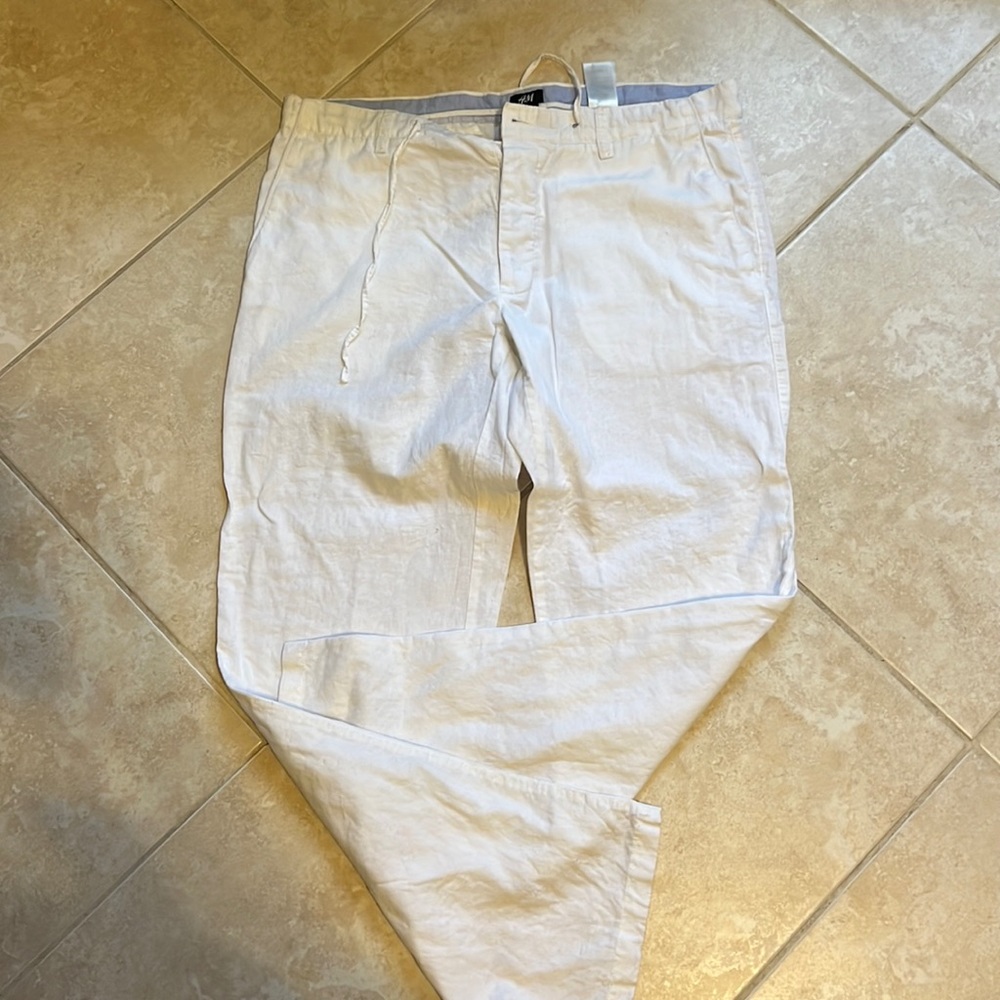 BARELY WORN H&M Pants